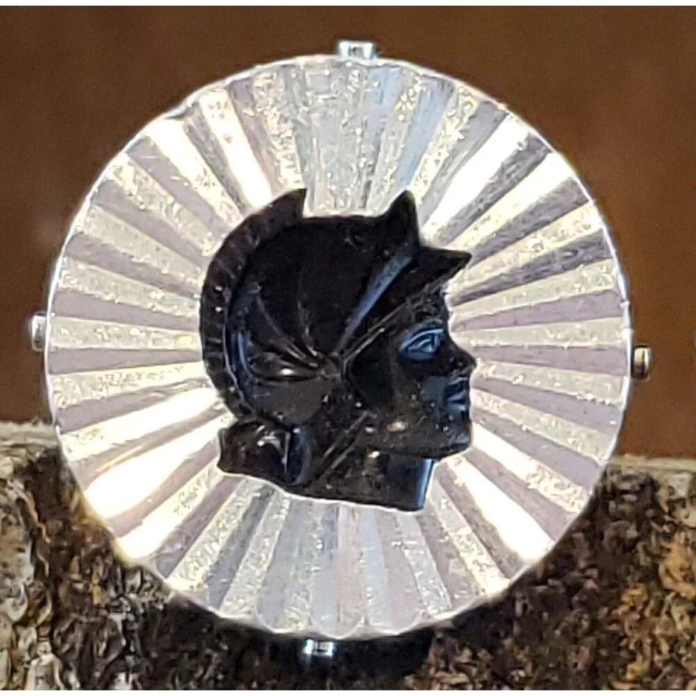 Vtg Swank Round Profile in Black of Spartan/Roman Solider Silver Tone Cuff Links